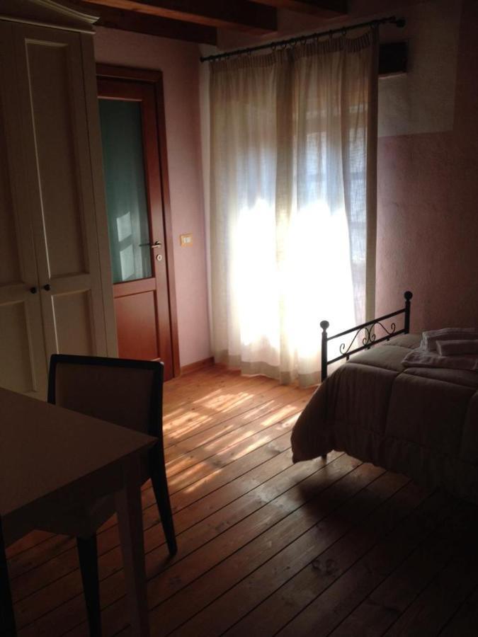 Bed and Breakfast La Casa Del Borgo Ittireddu Экстерьер фото